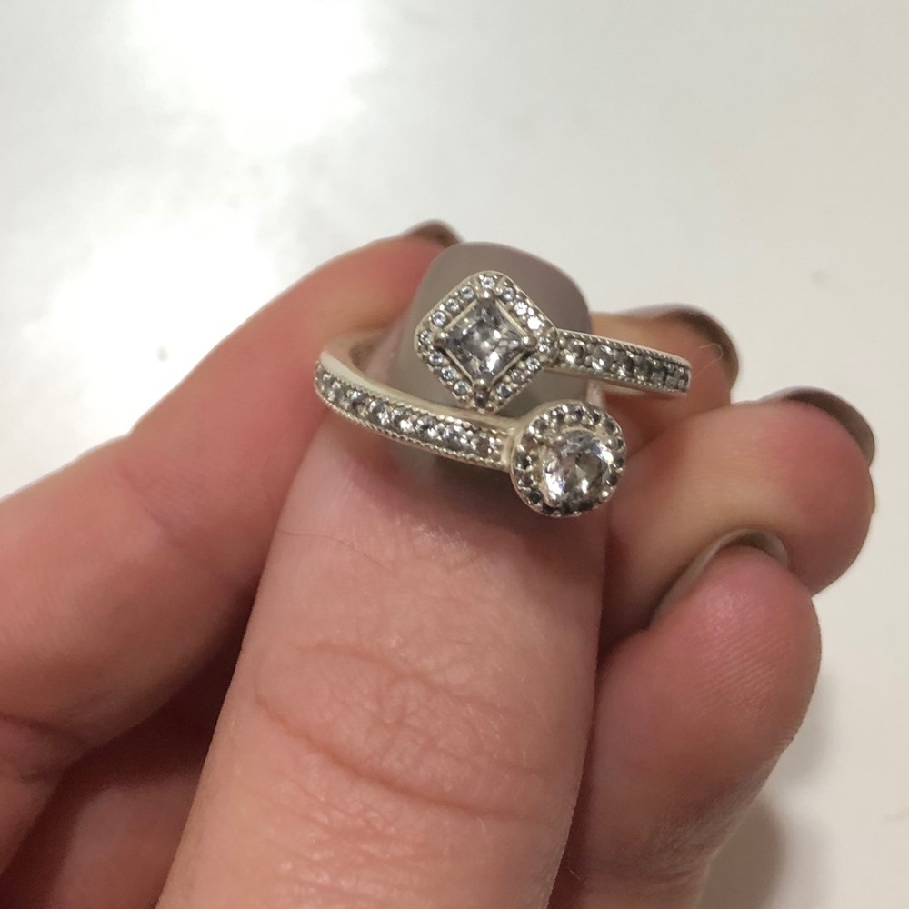 Pandora ring